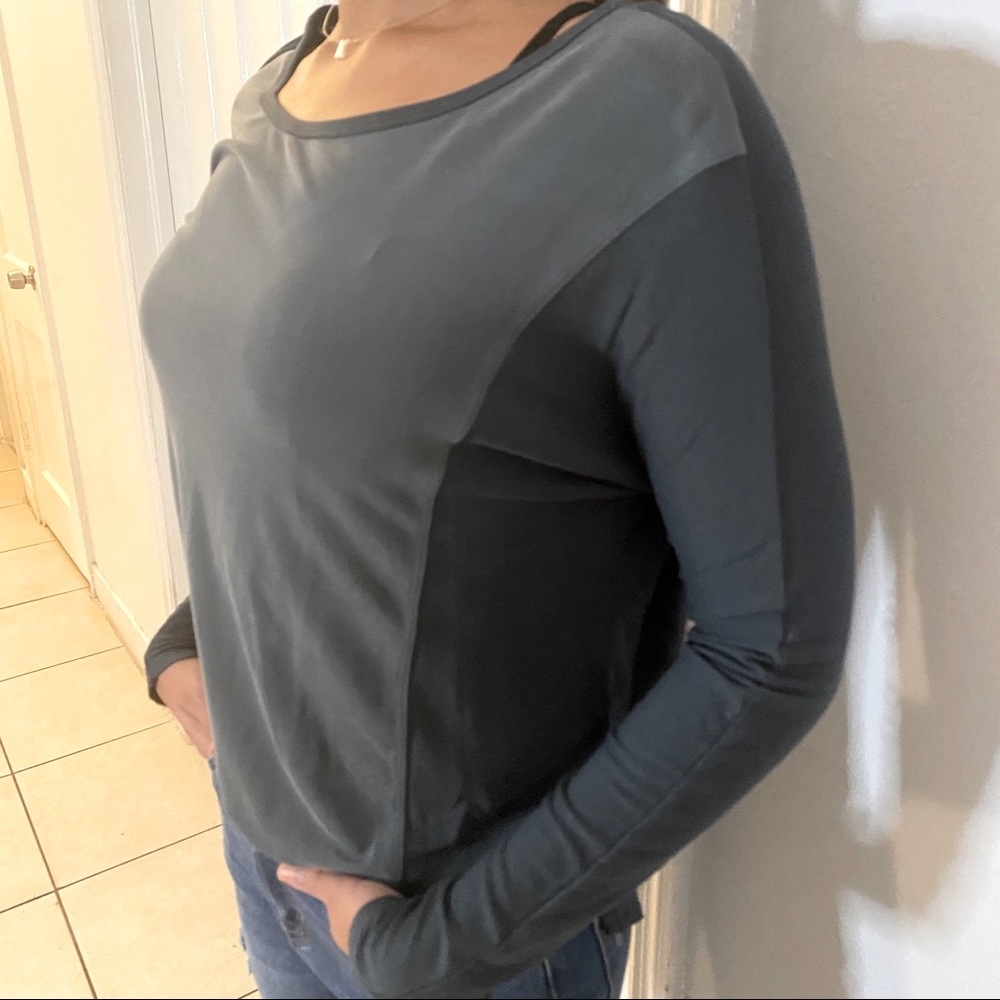 NWT Cynthia Rowley long sleeve top😍